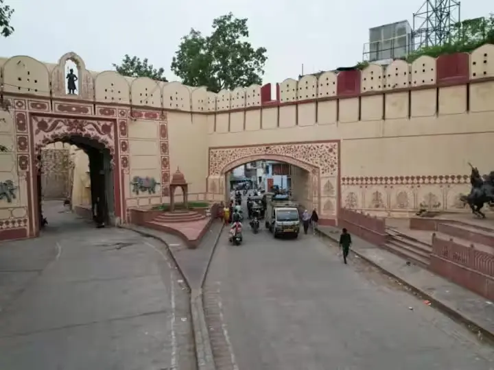 सूरज-पोल-कोटा